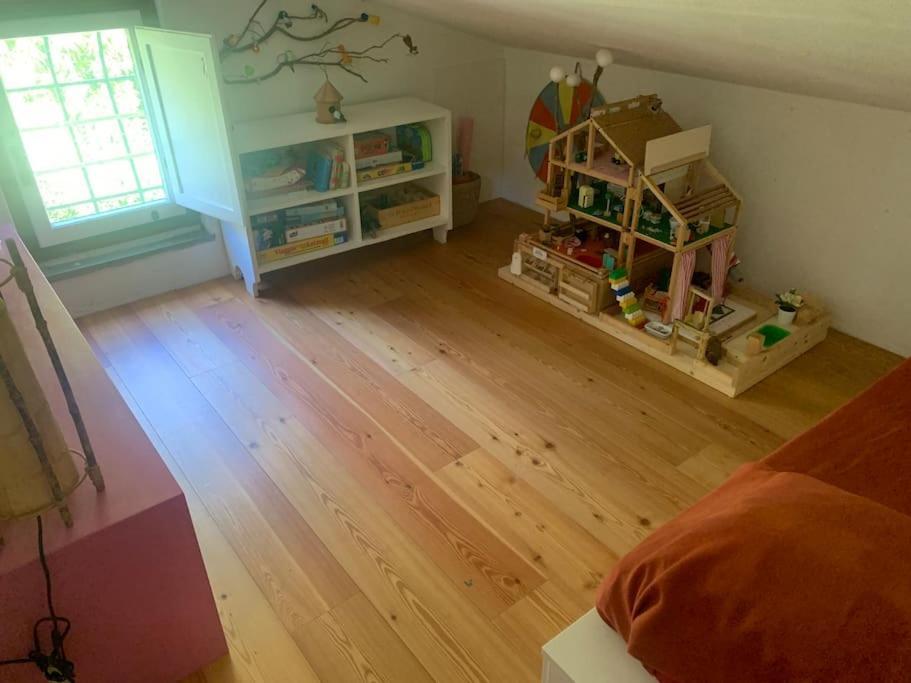 Casa Nel Verde Con Giardino E Posto Auto